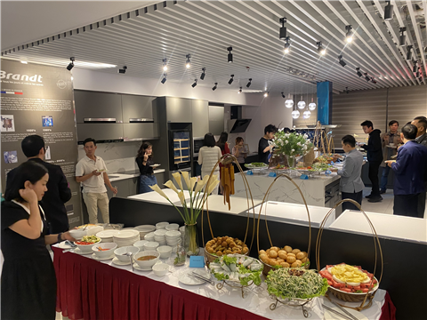 Ảnh Buffet tại nhà ở Long Biên 0915535345