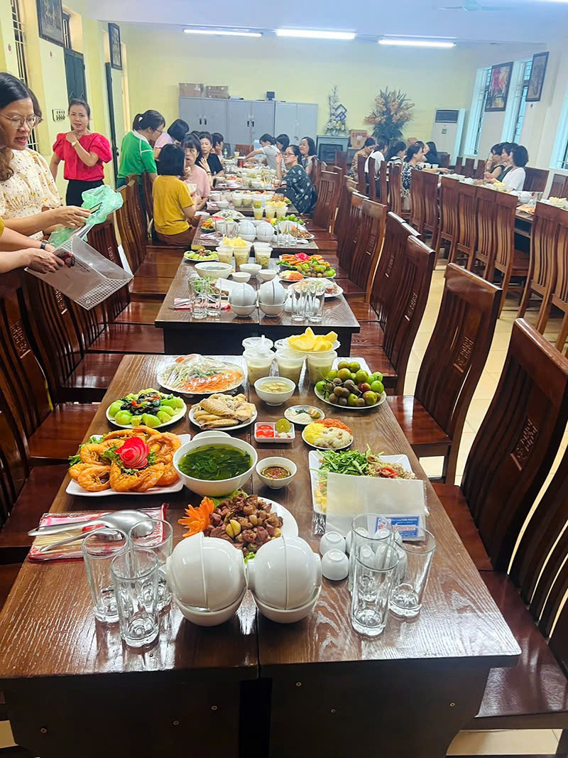 Đặt Cỗ tất niên ở Thượng Thanh