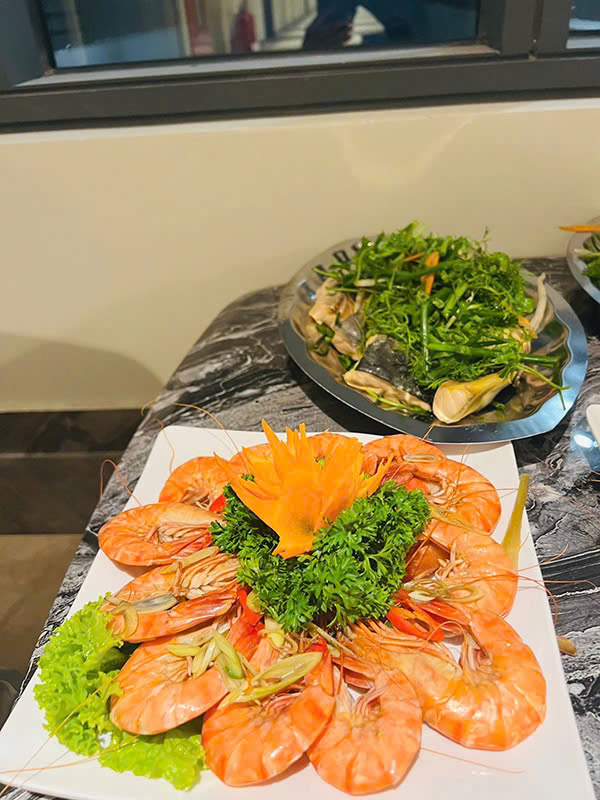 Đặt Cỗ 49 ngày ở Long Biên