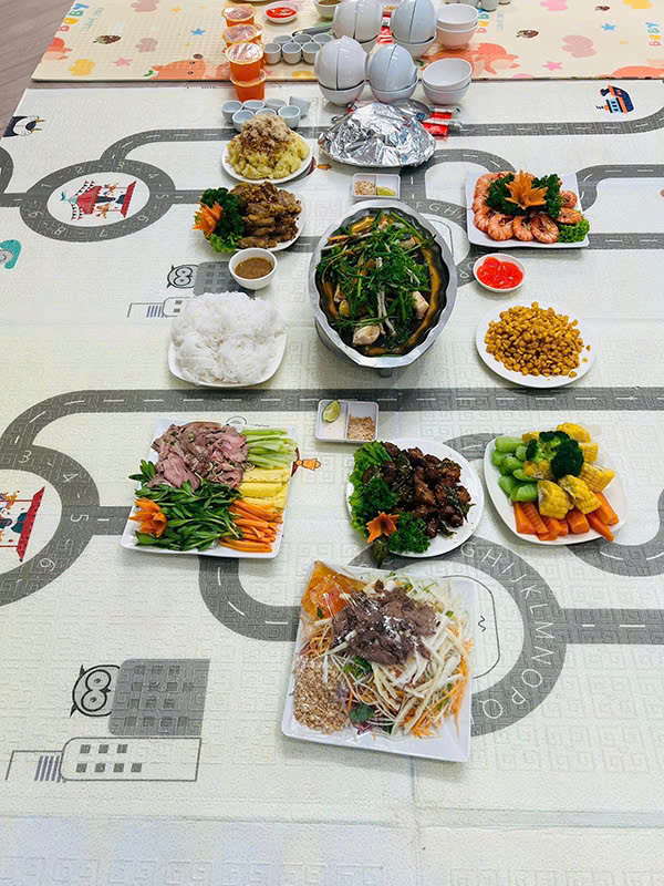 Đặt Cỗ 8/3 ở Bồ Đề