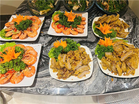Ảnh Đặt Cỗ lợn mán ở Long Biên