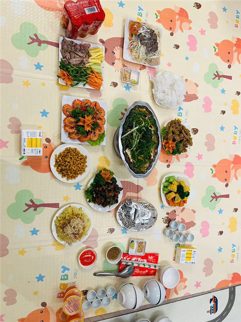 Ảnh Đặt tiệc tại nhà ở Long Biên