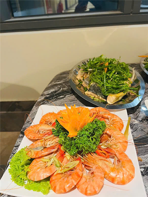 Ảnh Đặt Cỗ 49 ngày ở Long Biên