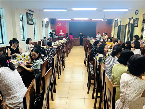 Ảnh Đặt Cỗ 20/10 ở Bồ Đề