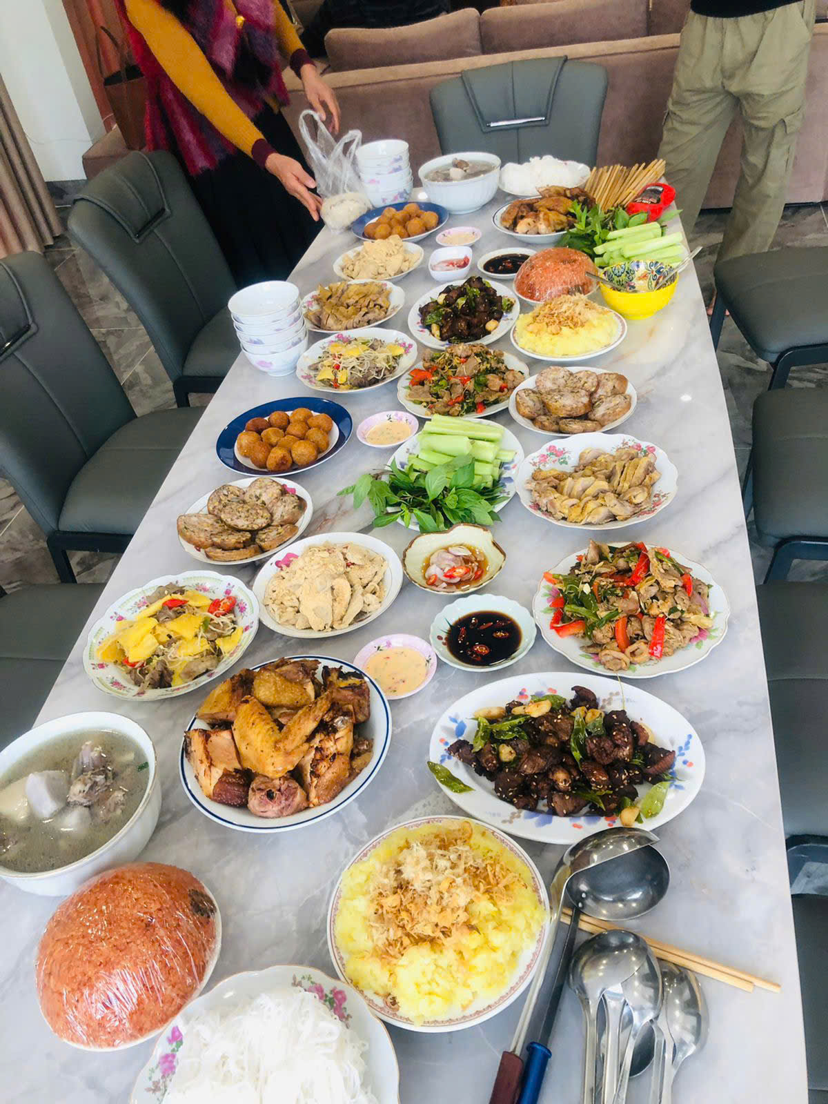 Đặt Cỗ noel ở Gia Thụy